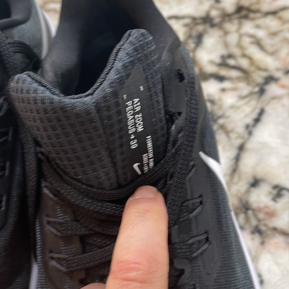 New Nike Air Zoom Pegasus black/white 10 1/2 - Picture 2 of 8